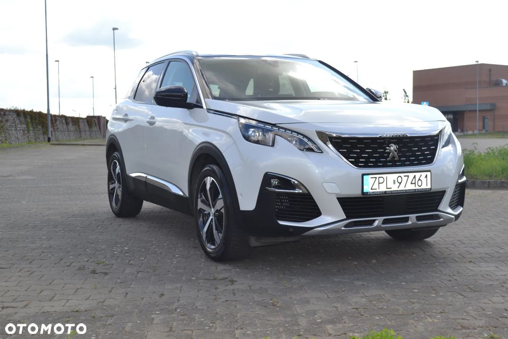 Peugeot 3008 1.2 PureTech GPF Allure S&S EAT8 - 5