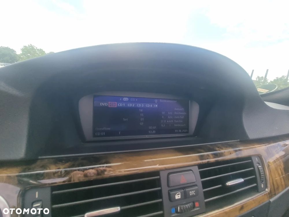 BMW Seria 3 320i - 16