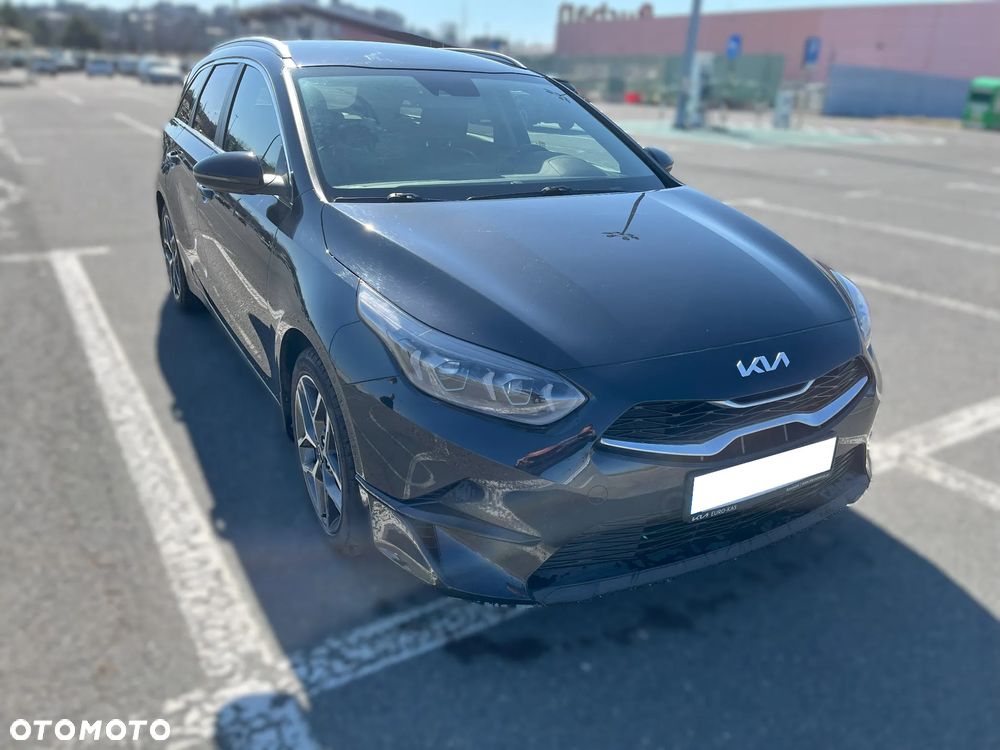 Kia Ceed 1.5 T-GDI Business Line - 4