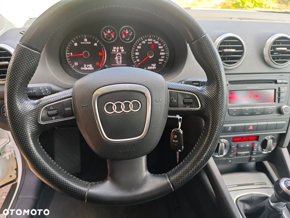 Audi A3 3-drzwiowe 2.0 TDI DPF Attraction - 10