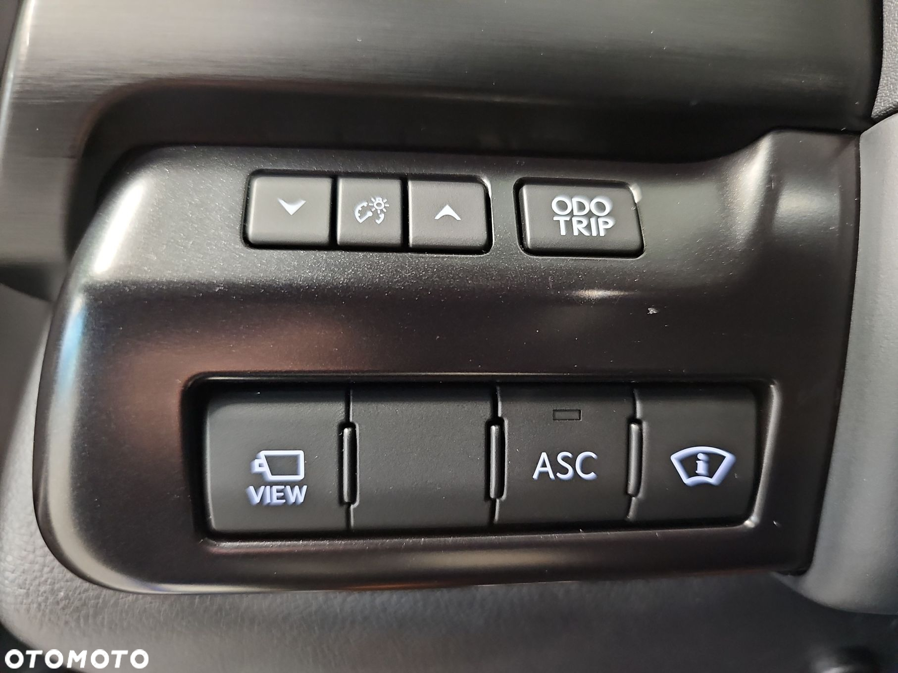 Lexus UX - 23