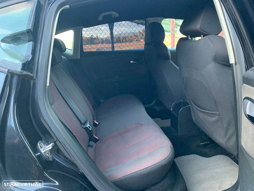 SEAT Leon 2.0 TDI FR DPF - 12