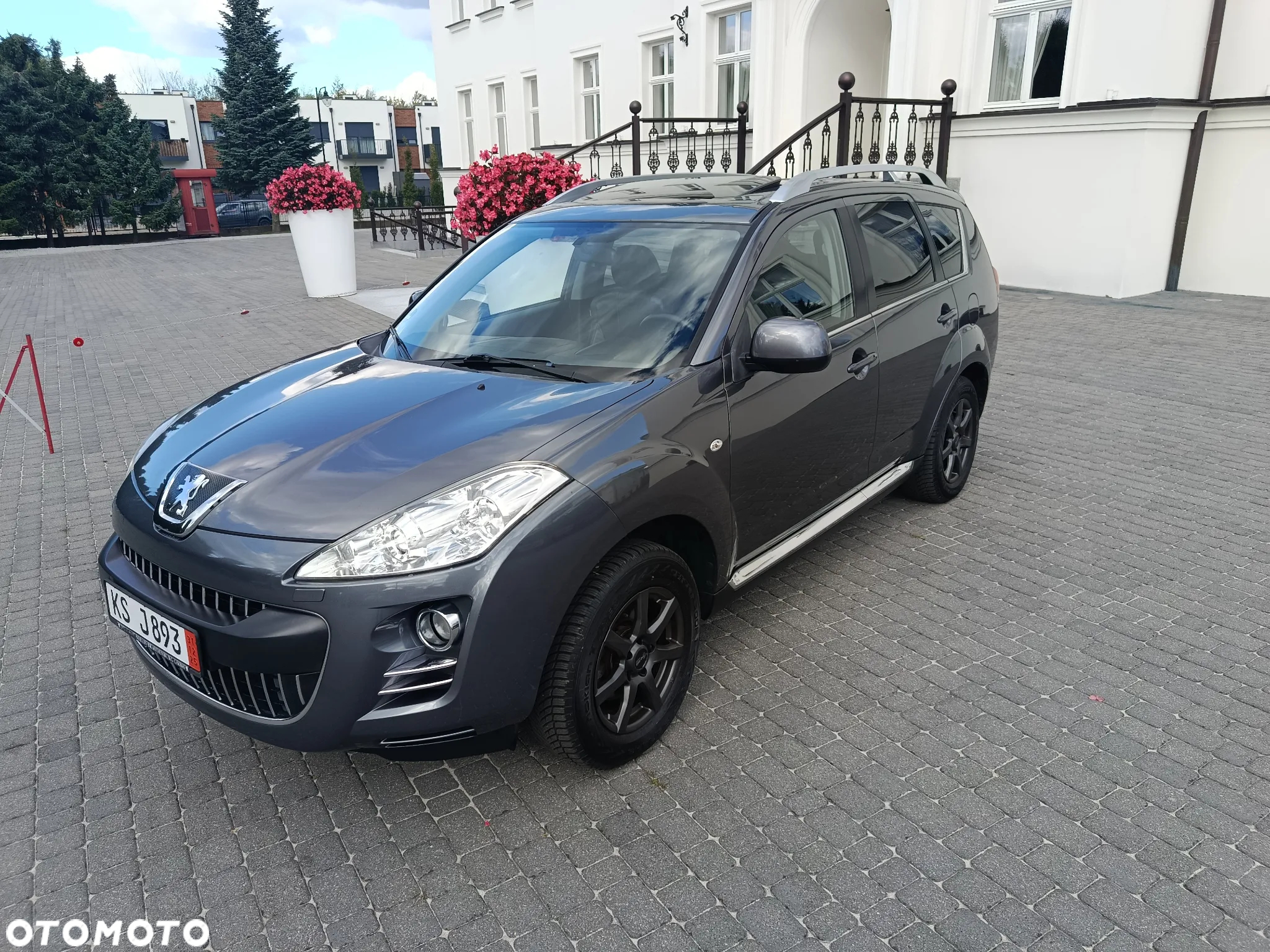 Peugeot 4007 HDI FAP 7-Sitzer Platinum - 2