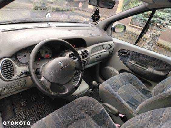 Renault Scenic - 3