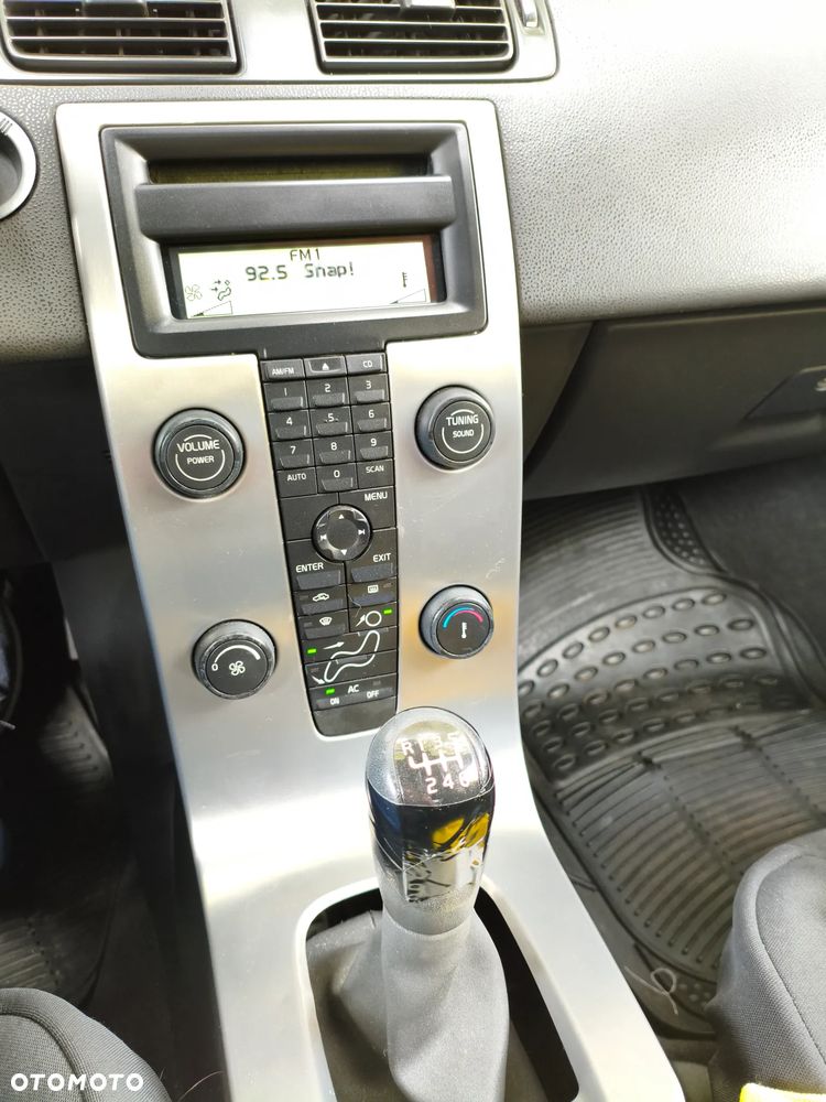 Volvo S40 2.0D - 16