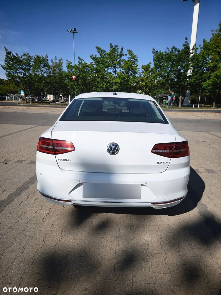 Volkswagen Passat 2.0 TDI BMT Highline - 3