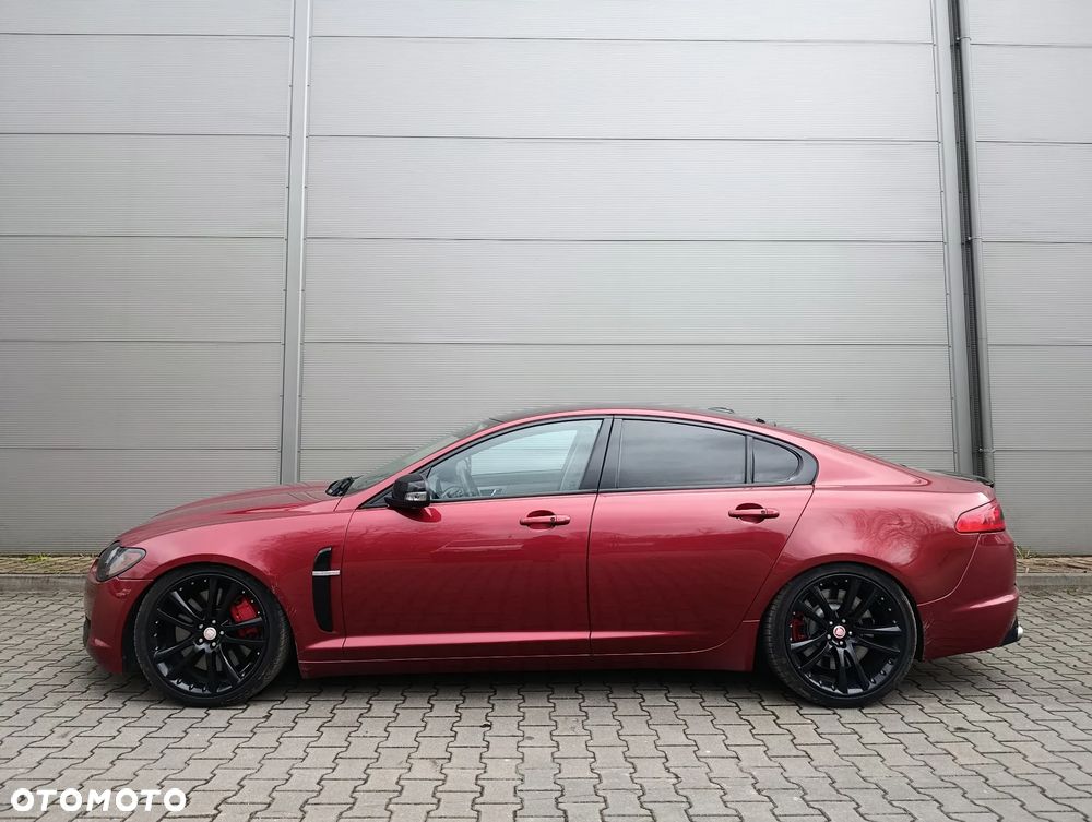 Jaguar XF 4.2 SV8 - 21