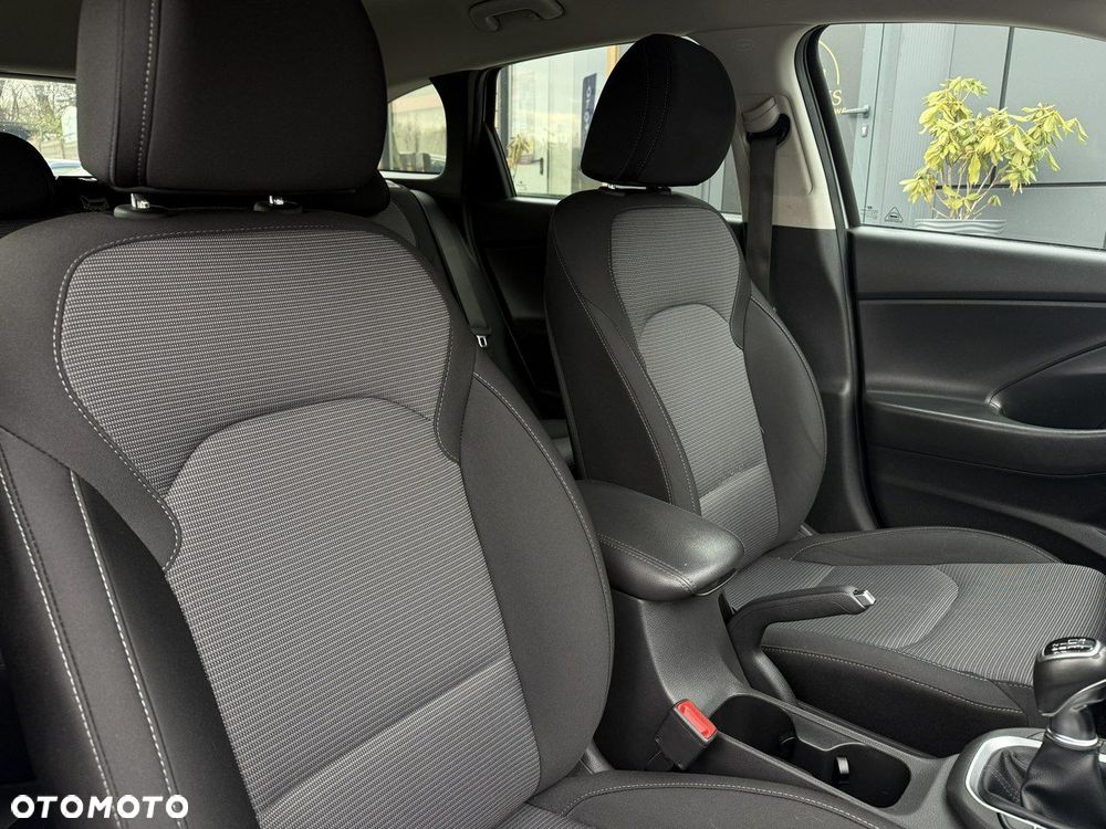 Hyundai i30 1.0 T-GDI Classic + - 12