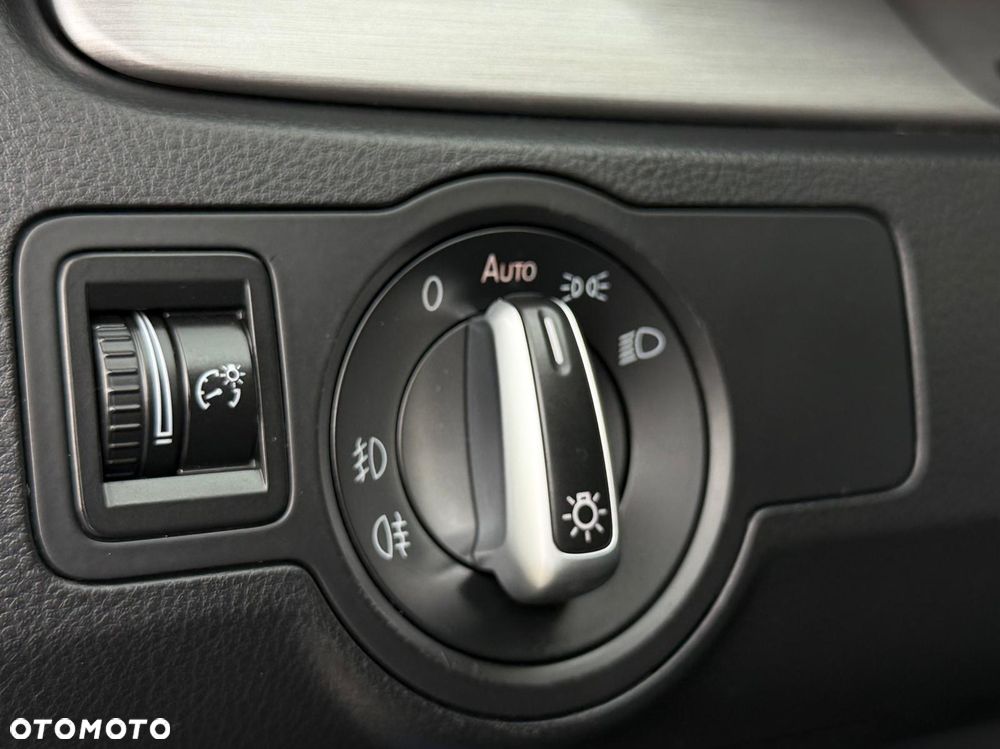 Volkswagen Passat 2.0 Blue TDI DSG SCR Comfortline - 30