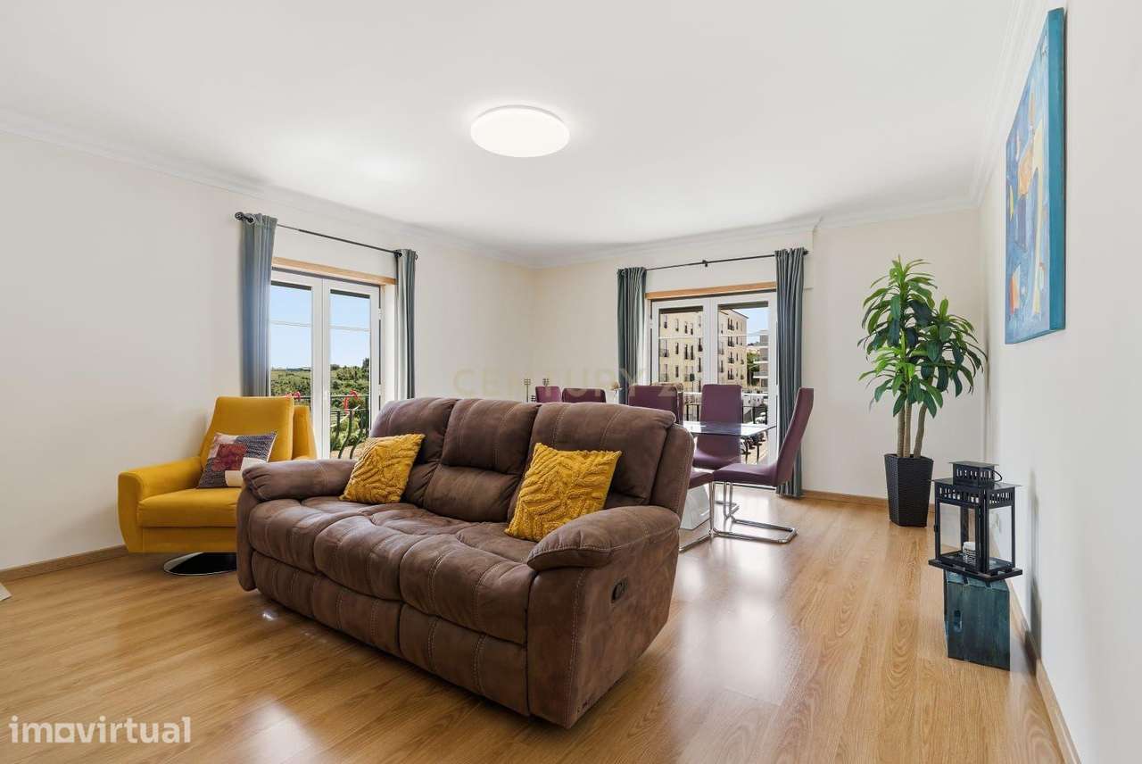 Apartamento T3 na Quinta de Santa Bárbara em excelente estado de conse - Grande imagem: 5/27