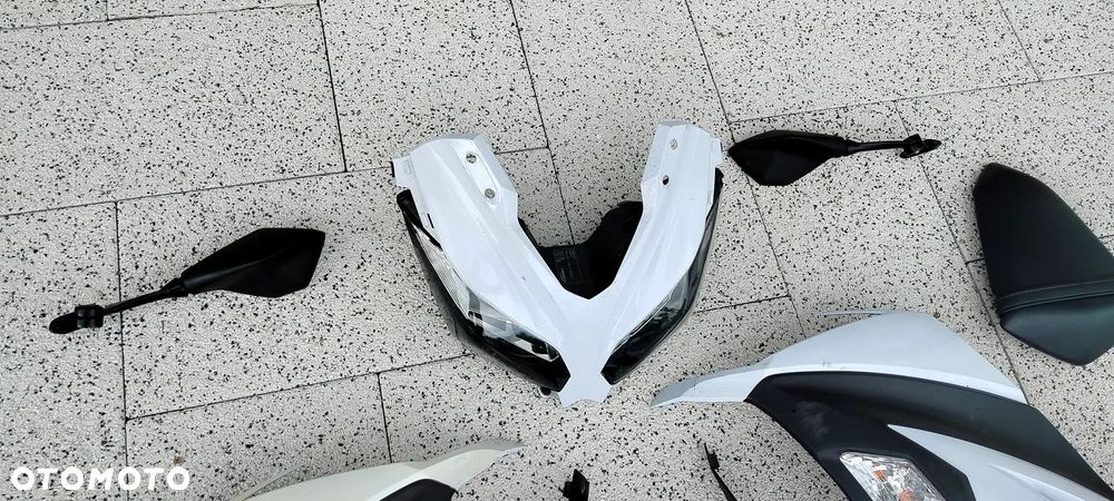 KAWASAKI NINJA 300 LAMPA REFLEKTOR CZASZA OWIEWKA WYPEŁNIENIE OGON LUSTERKO - 6