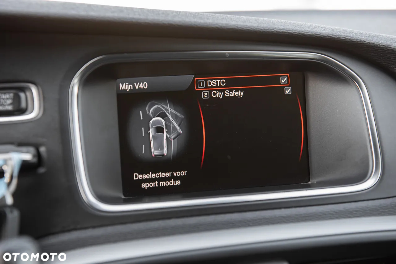 Volvo V40 - 21