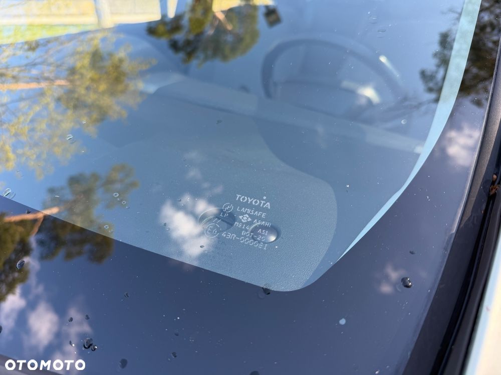 Toyota Prius 1.5 VVT-i Sol - 31