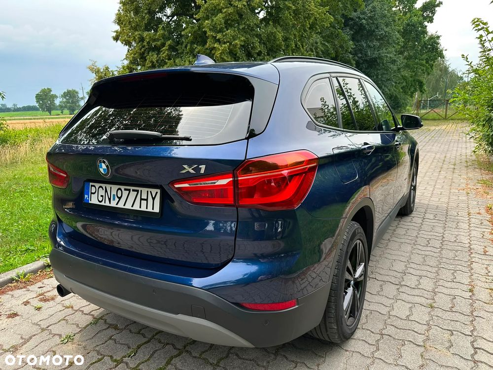 BMW X1 sDrive18i - 10
