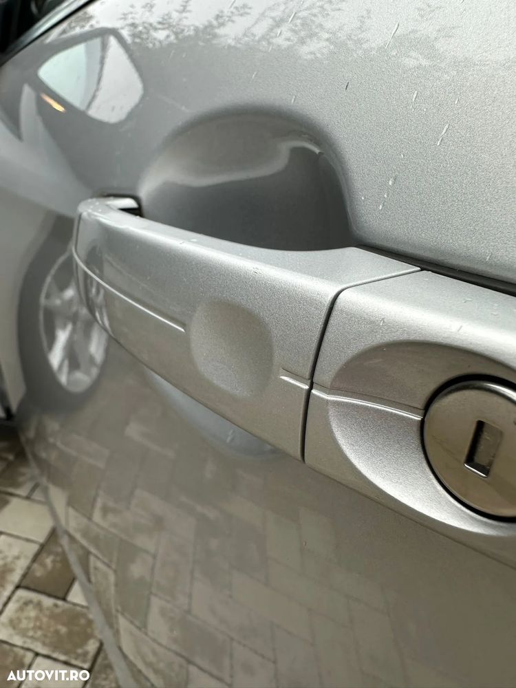 Ford Focus 2.0 EcoBlue Start-Stopp-System TITANIUM - 22