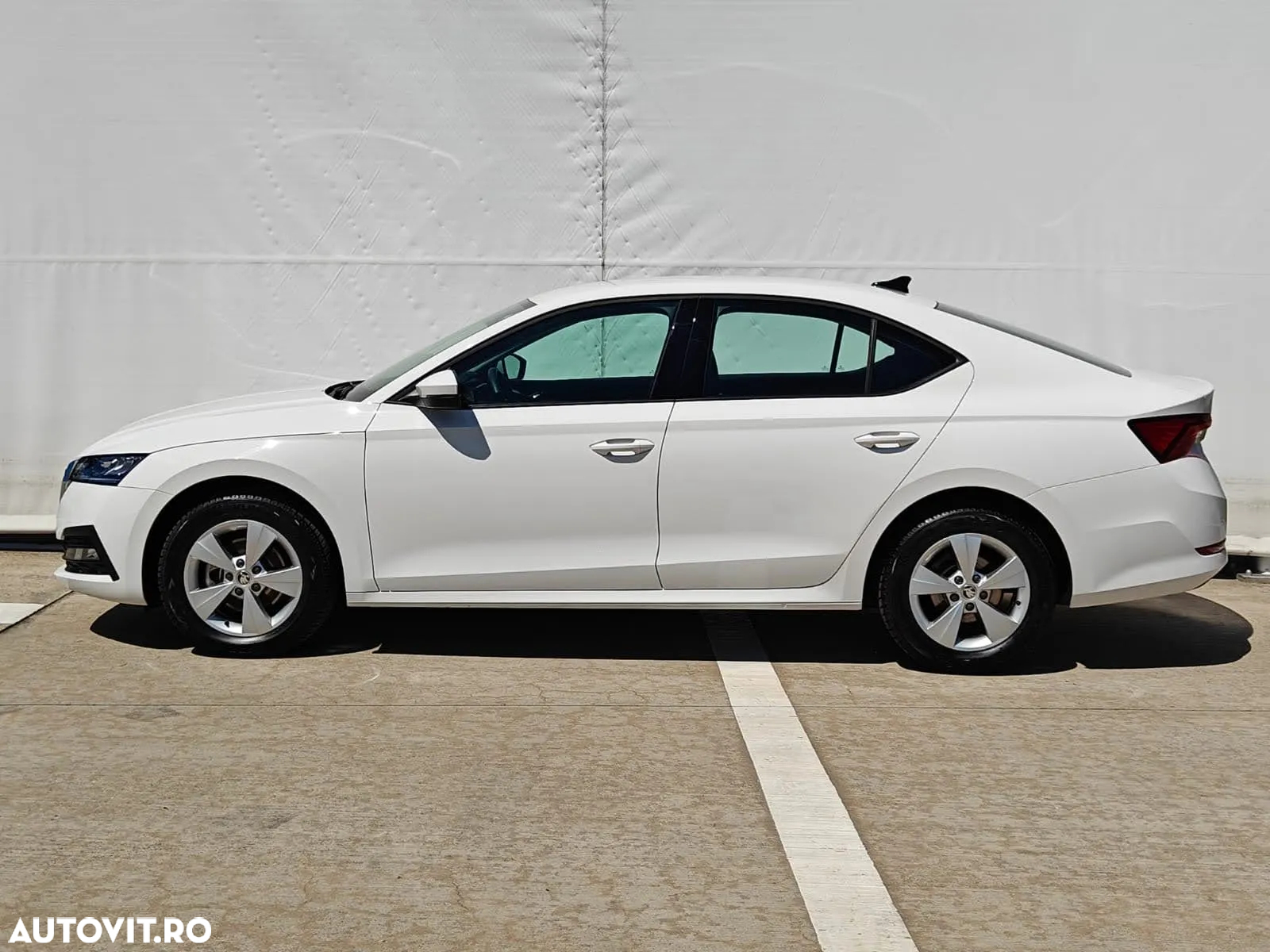Skoda Octavia 2.0 TDI DSG Ambition - 2