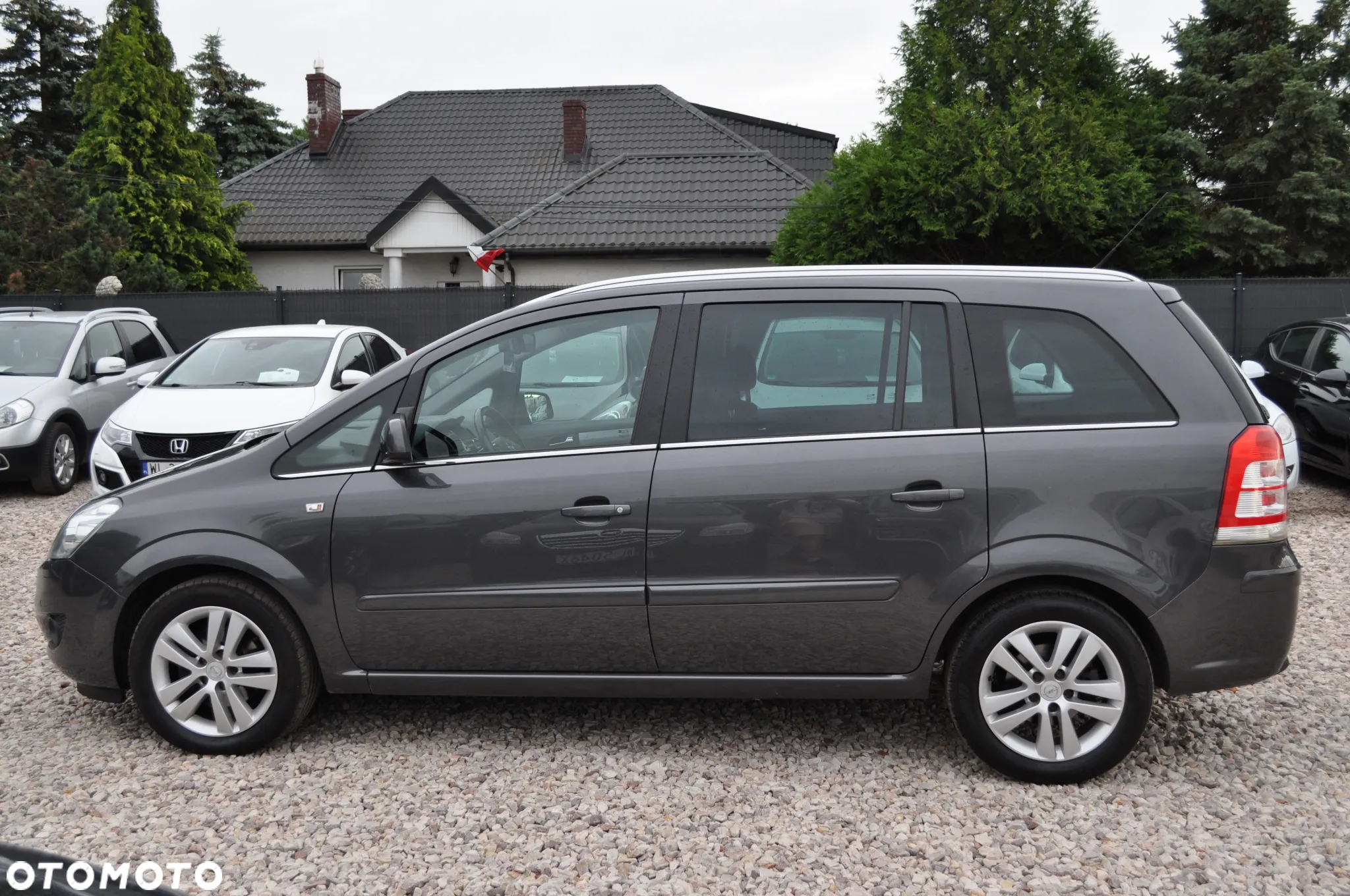 Opel Zafira 1.8 Cosmo - 12