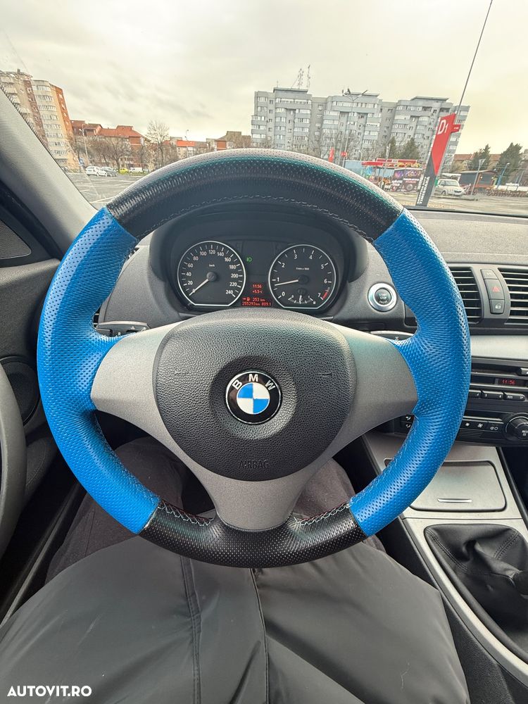 BMW Seria 1 116i - 10