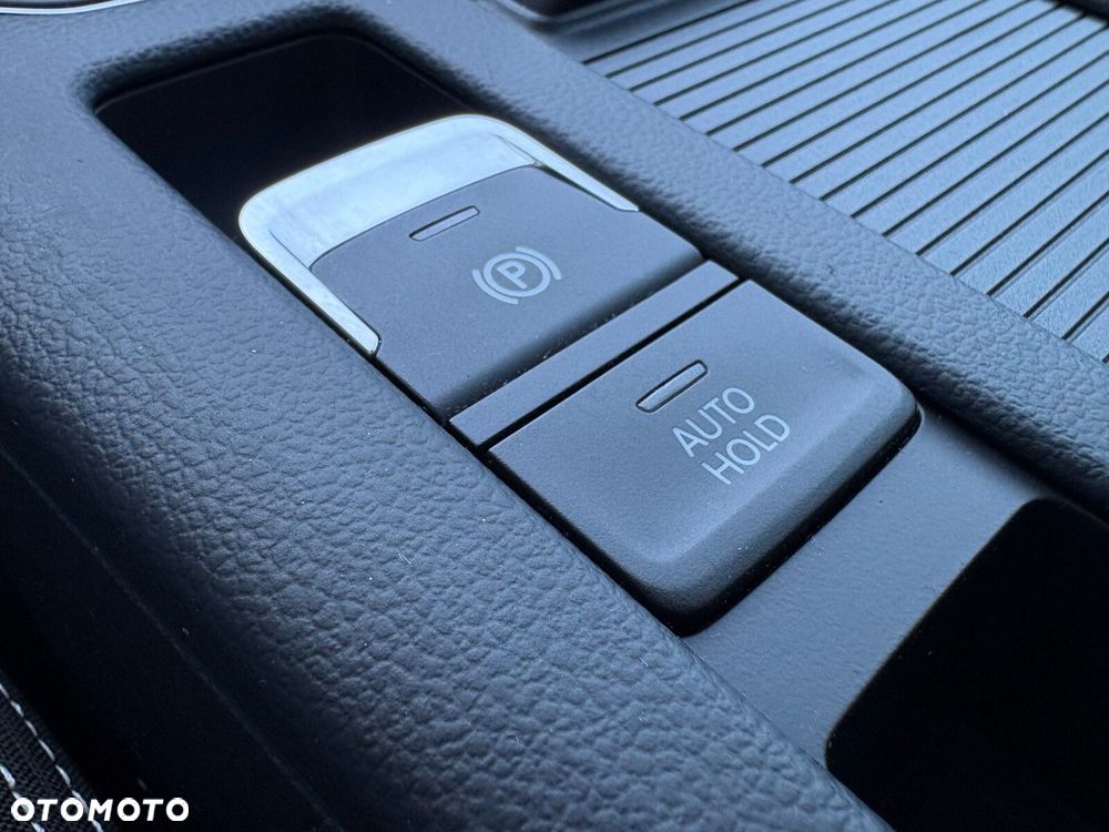 Volkswagen Passat - 27