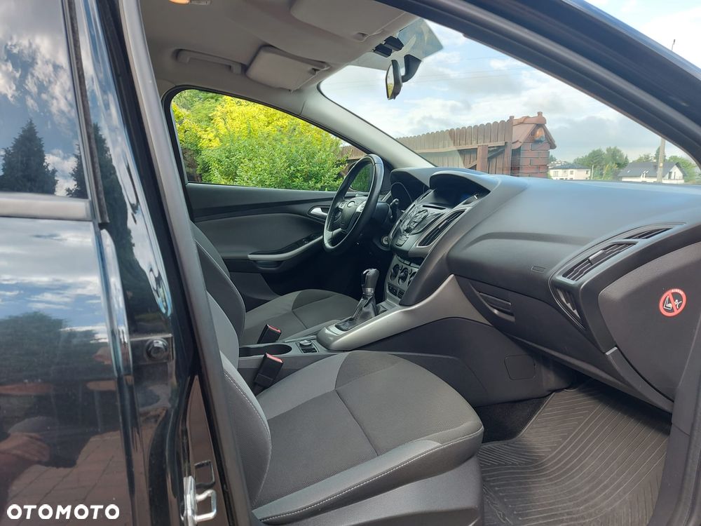 Ford Focus 1.6 Trend - 27