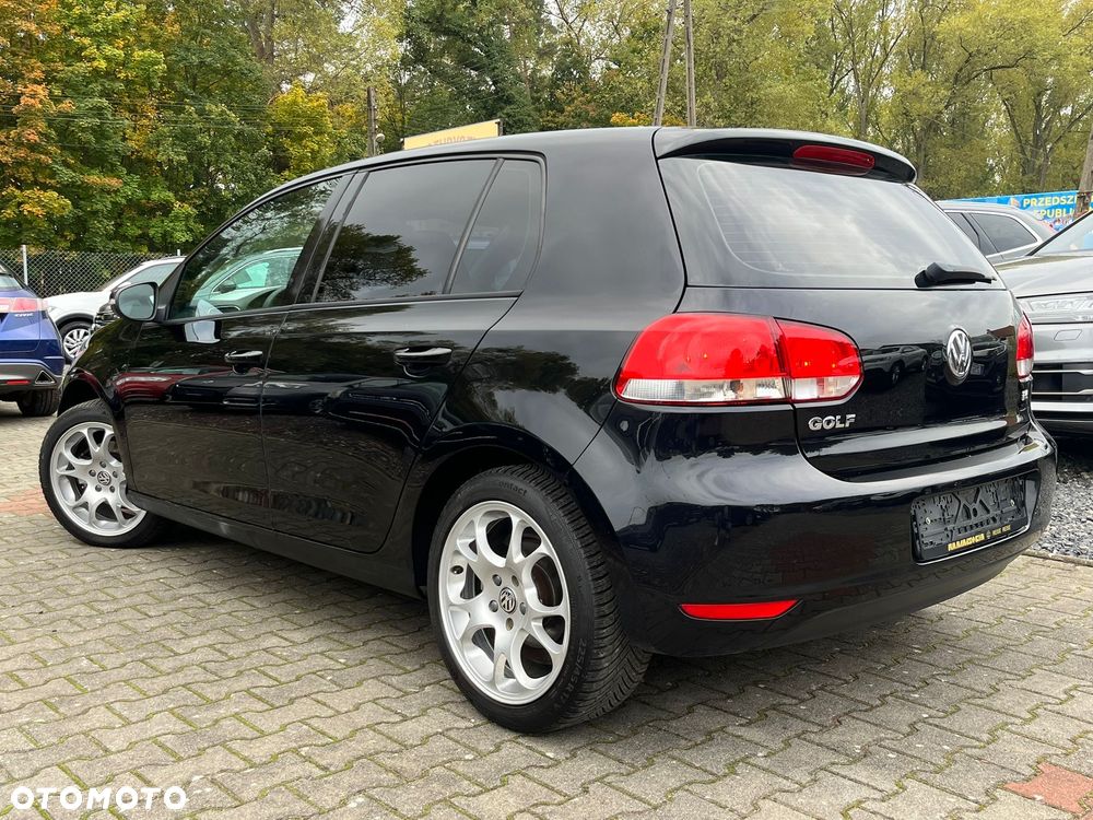 Volkswagen Golf 1.6 Comfortline - 4