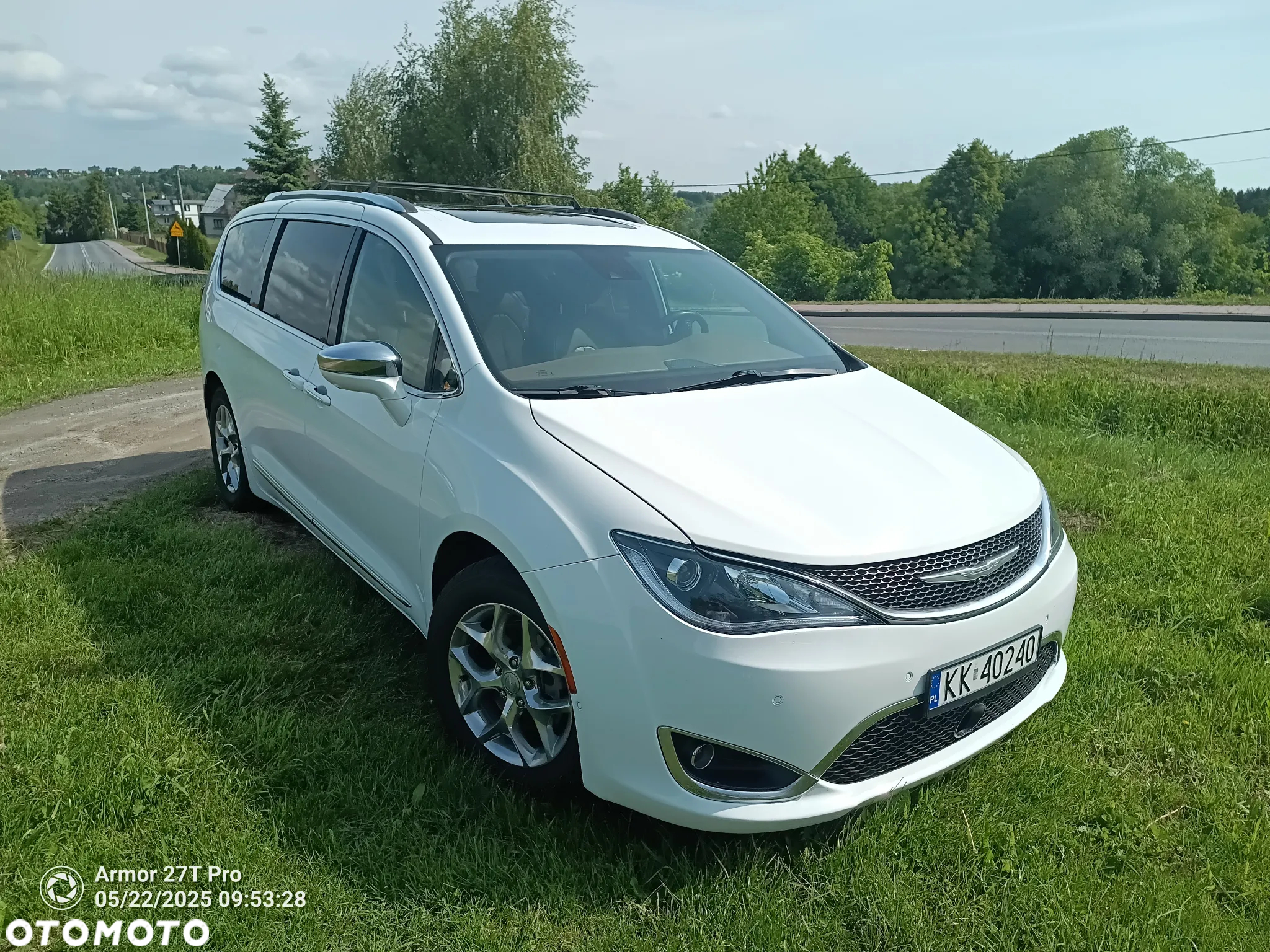 Chrysler Pacifica - 24