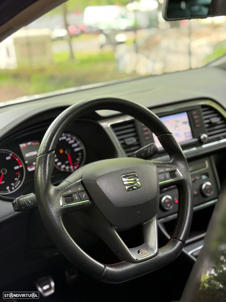 SEAT Leon 2.0 TDI DPF S&S FR - 10
