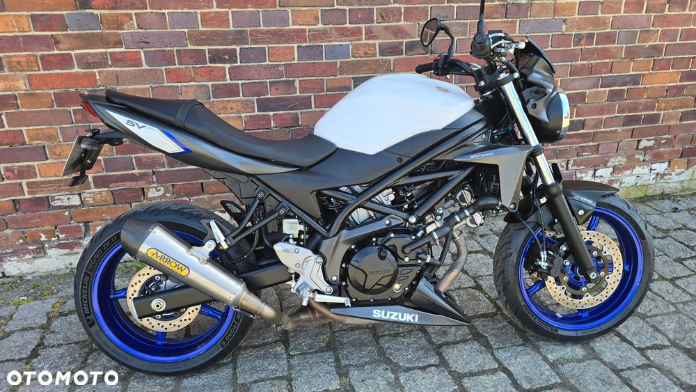 Suzuki SV - 20