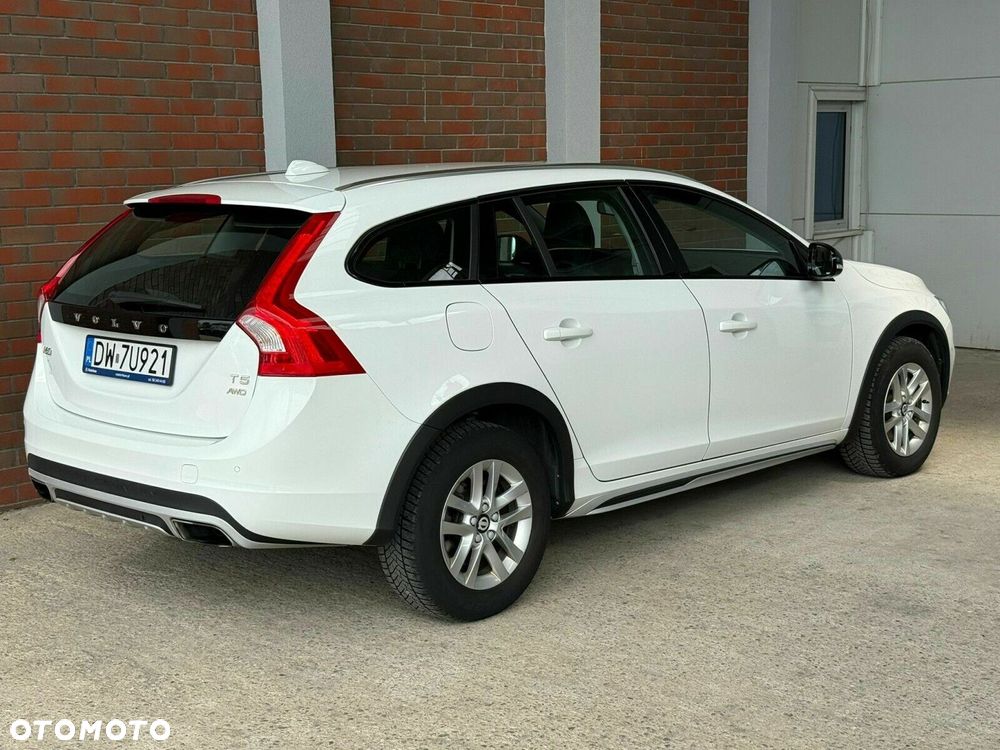 Volvo V60 T5 Drive-E Kinetic - 5