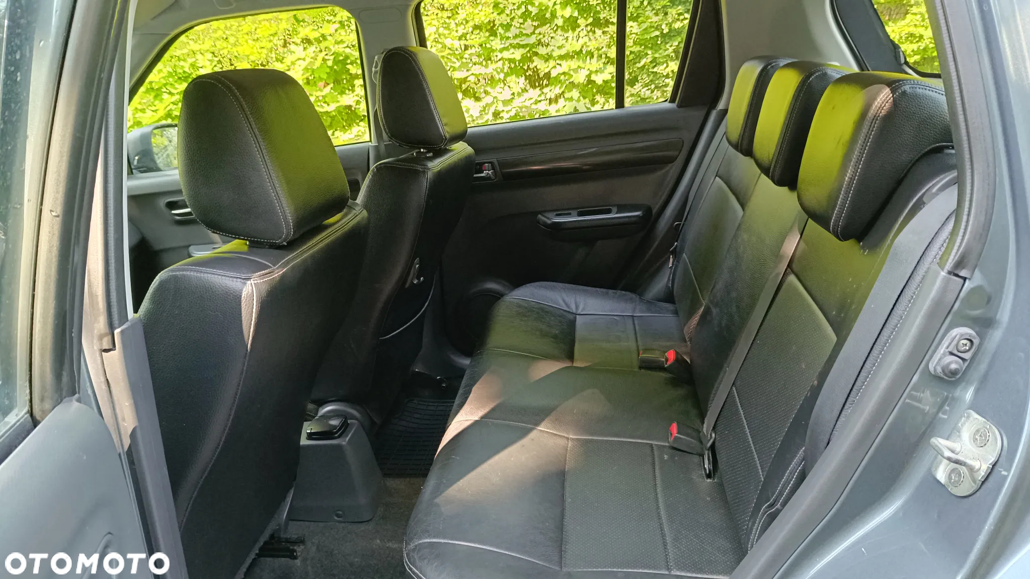 Suzuki Swift - 10
