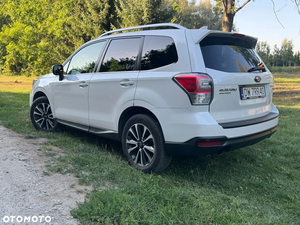 Subaru Forester 2.0 XT Platinum Lineartronic - 2