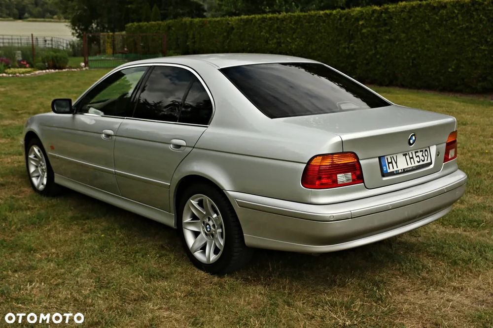 BMW Seria 5 535i - 18