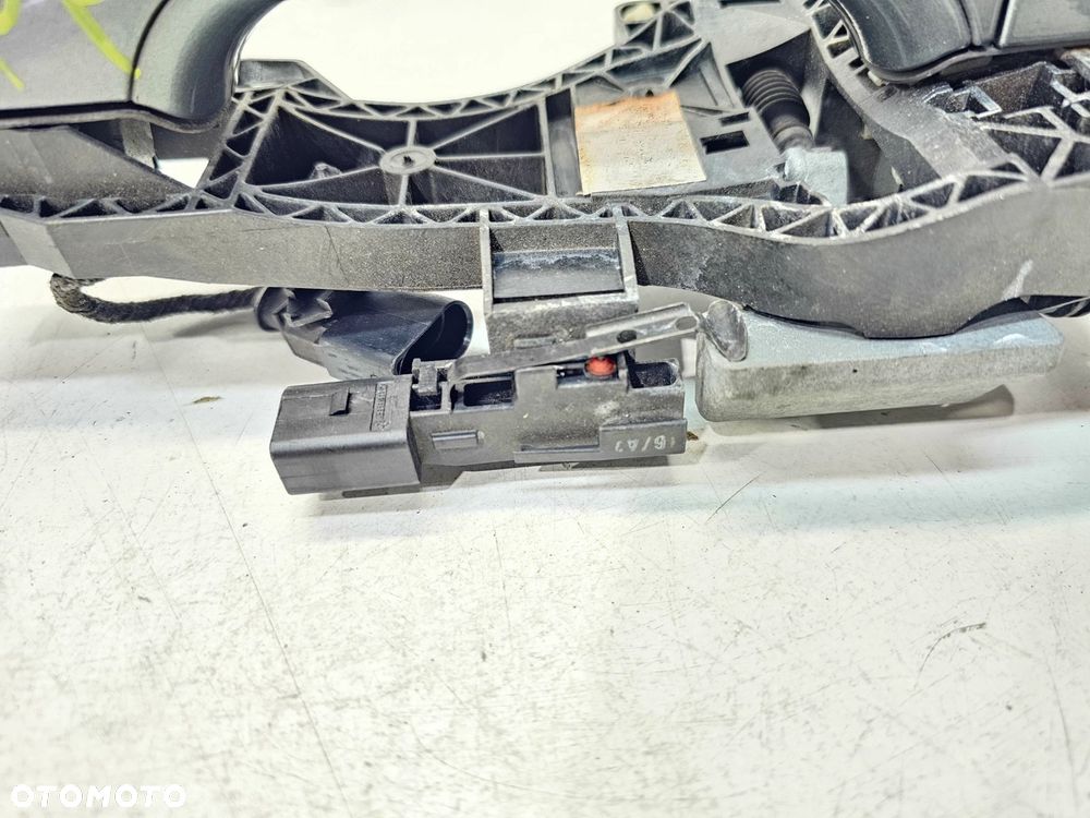 KLAMKA ZEWNĘTRZNA DRZWI PRAWY TYŁ PRZÓD AUDI Q7 4L LY7E 4L0839886 KEYLESS GO - 6
