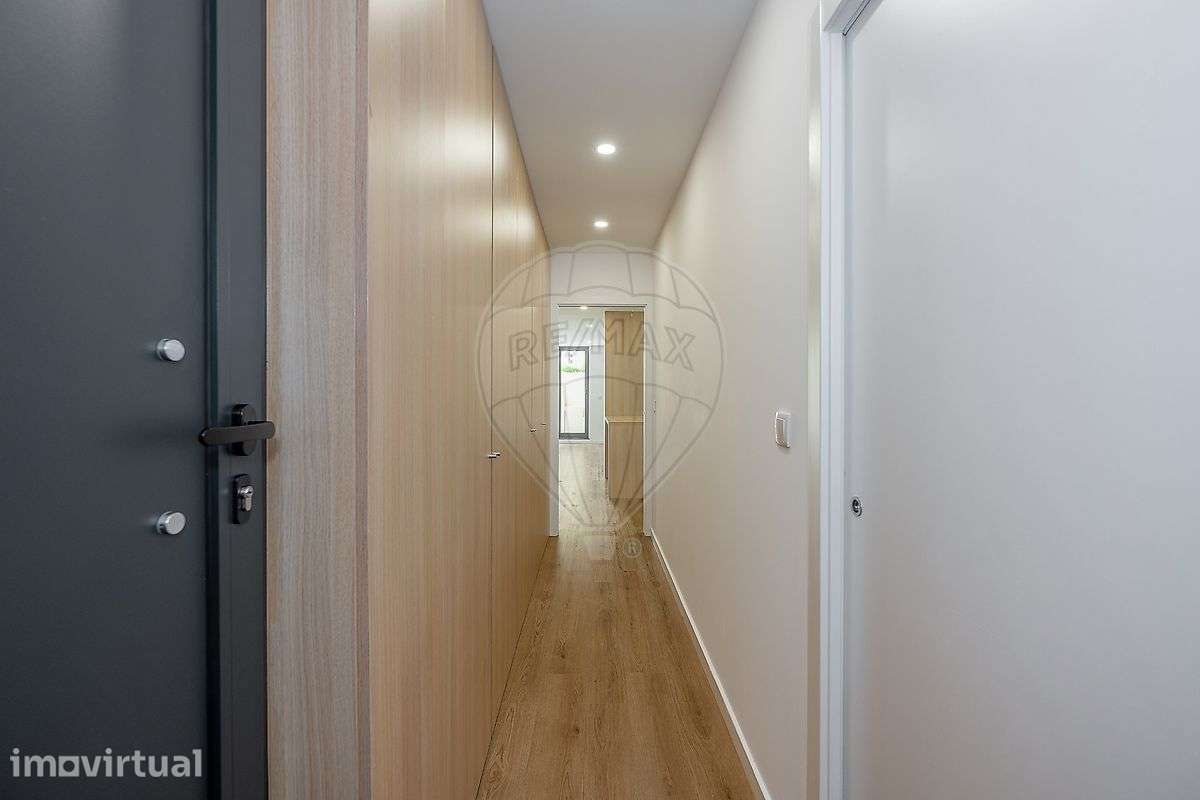 Apartamento T1 para venda - Grande imagem: 2/36