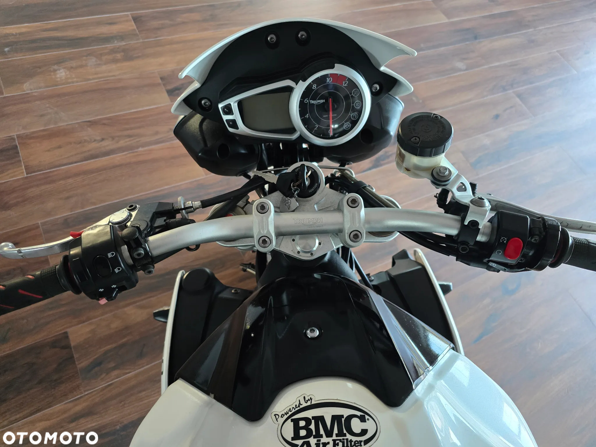 Triumph Speed Triple - 16