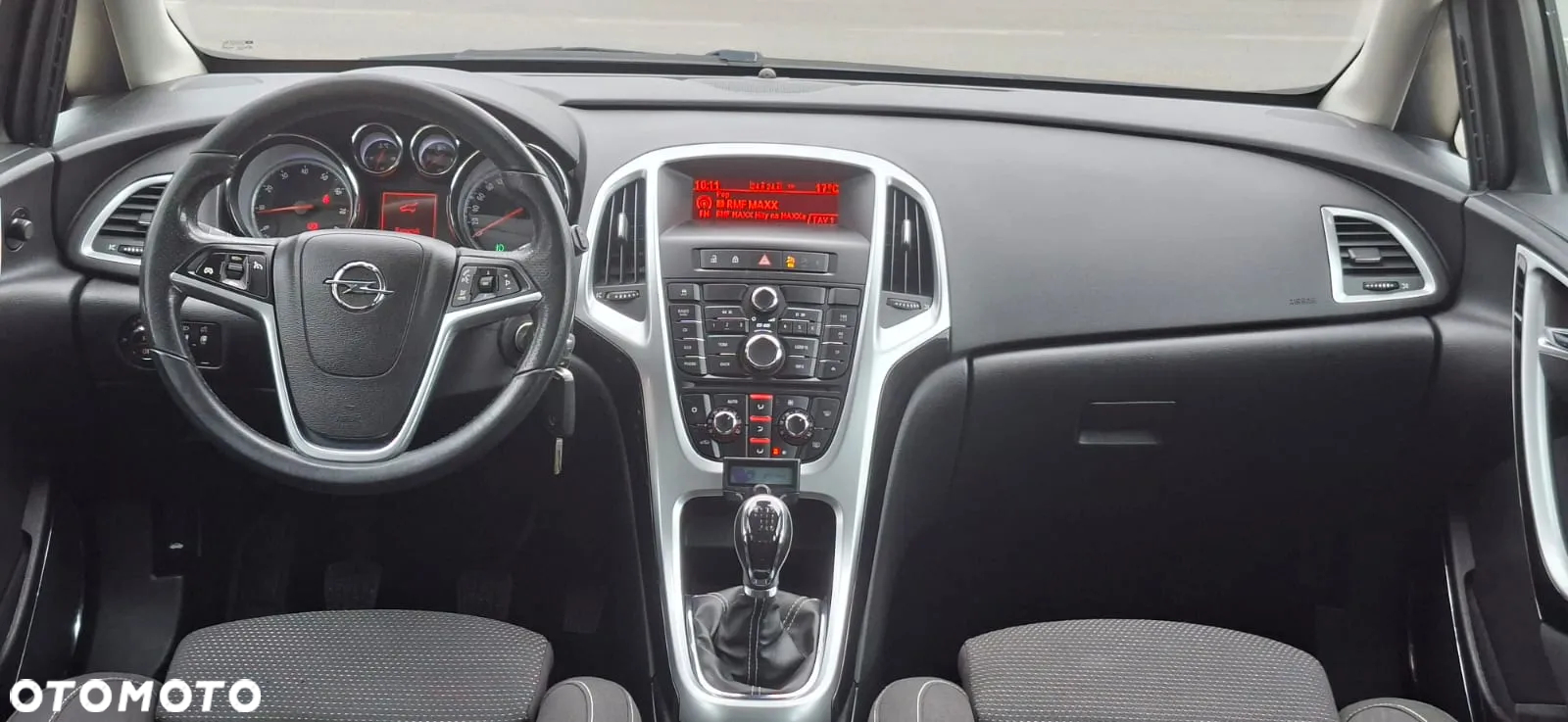 Opel Astra 1.6 Turbo Sports Tourer - 13
