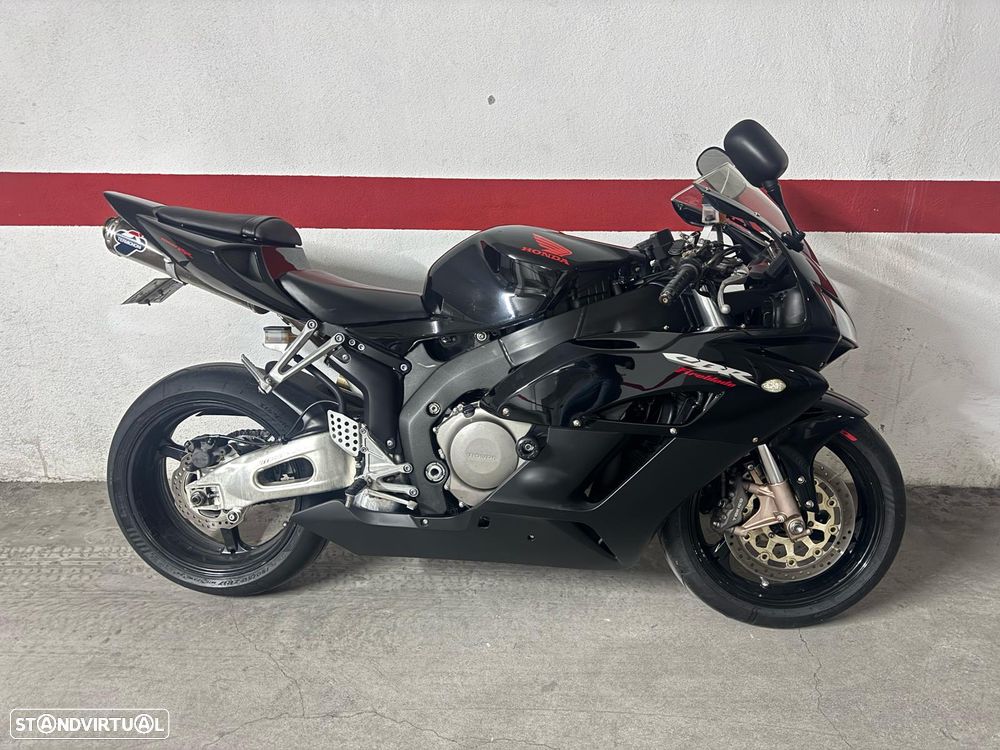 Honda CBR 1000 RR - 9