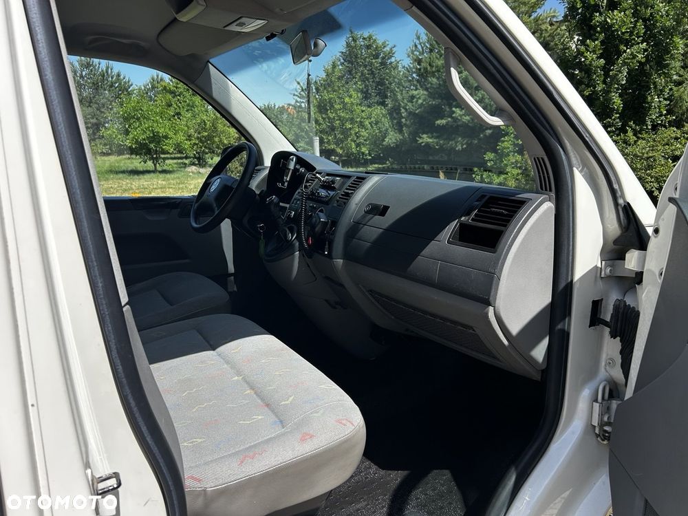 Volkswagen TRANSPORTER T5 - 9