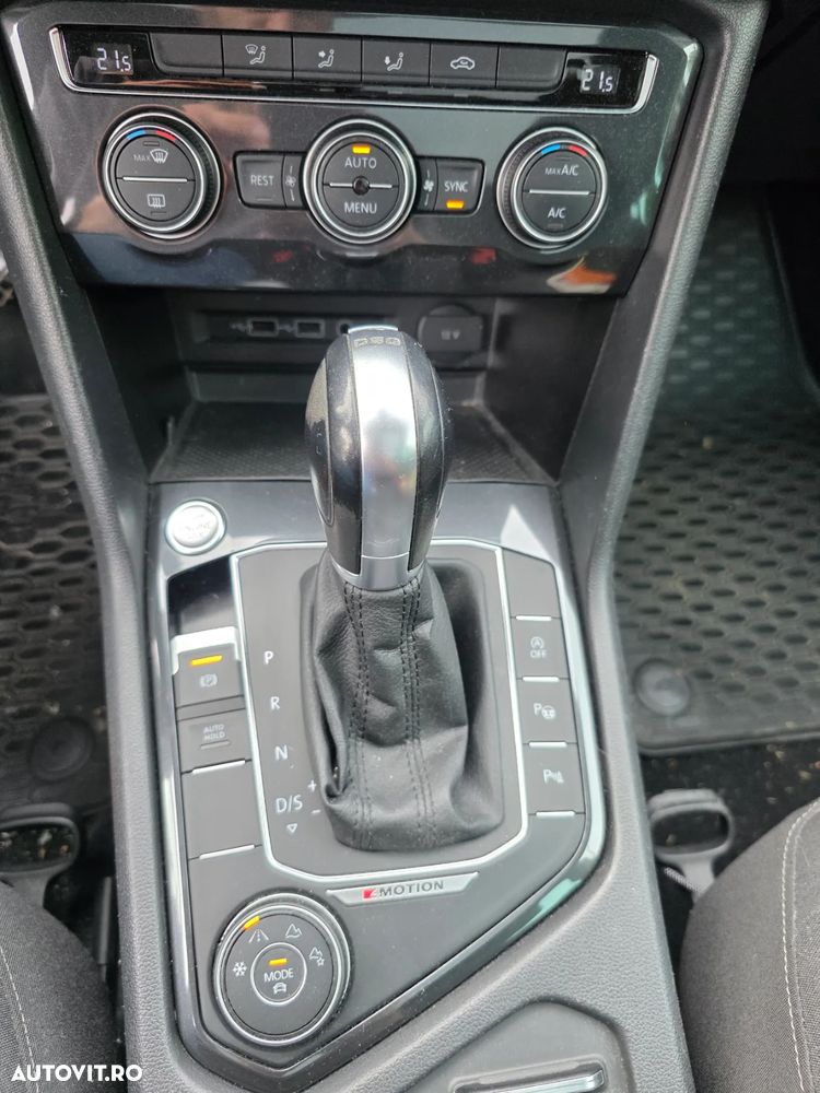 Volkswagen Tiguan 2.0 TDI 4Mot DSG Comfortline - 11