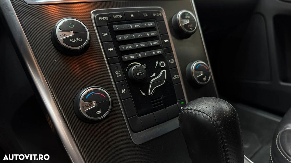 Volvo XC 60 D3 Aut. Summum - 19