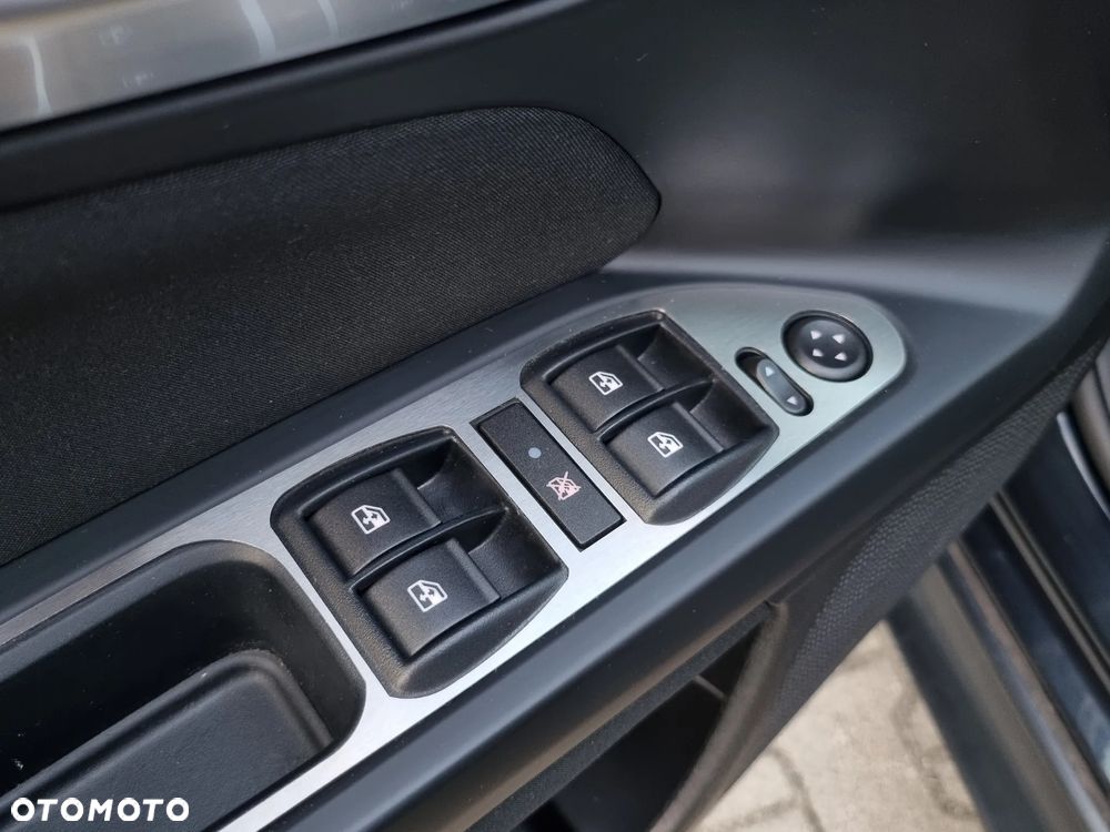 Fiat Tipo 1.6 MultiJet 16v Sport - 31