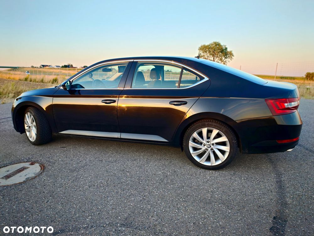 Skoda Superb 2.0 TSI 4x4 DSG Style - 29