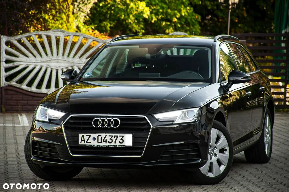 Audi A4 Avant 2.0 TDI - 1