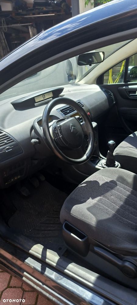 Citroën C4 1.6 16V X - 1