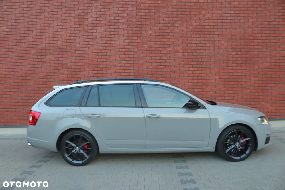 Skoda Octavia 2.0 TDI RS Challenge DSG - 7
