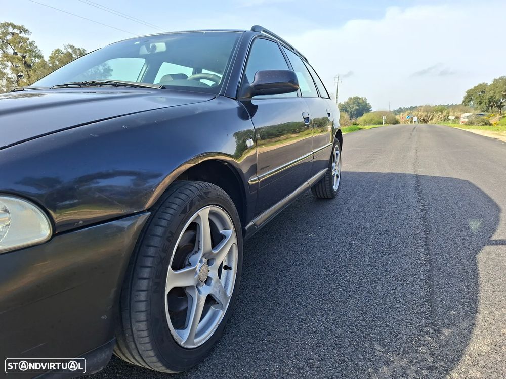 Audi A4 Avant 1.6 Ambiente - 4