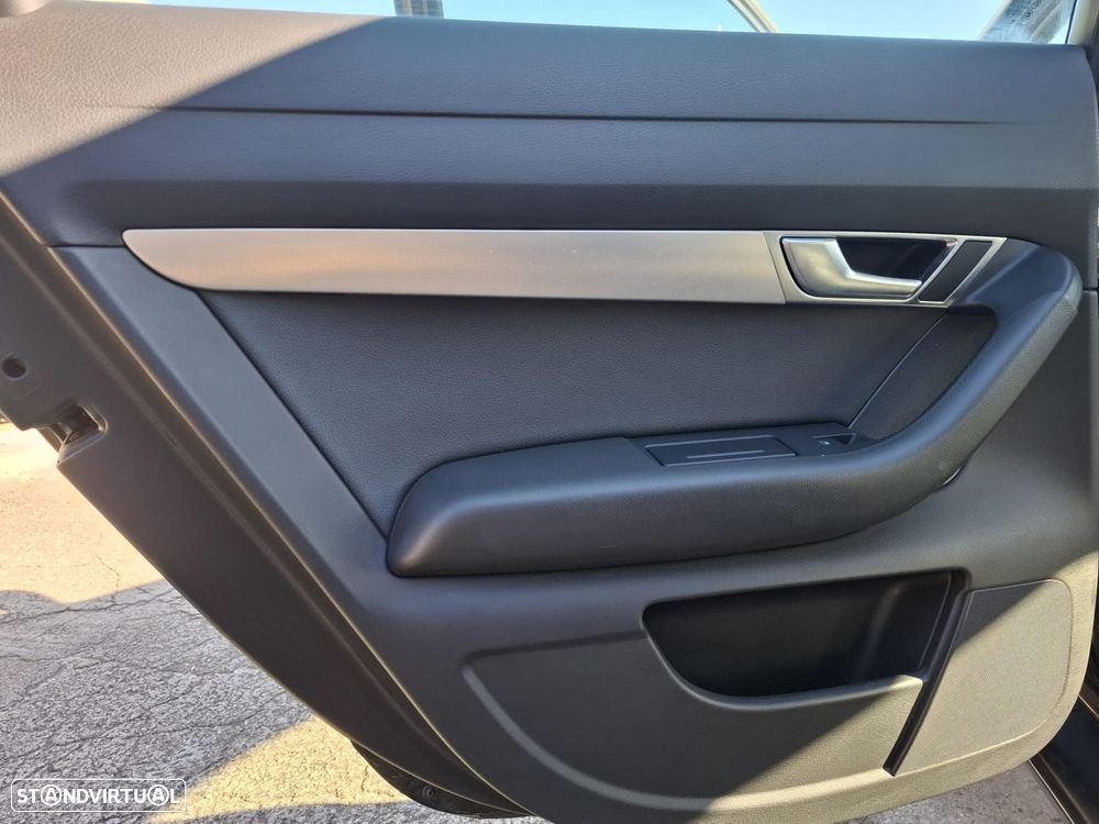 Audi A6 Avant 2.0 TDI Multitronic S-line - 40