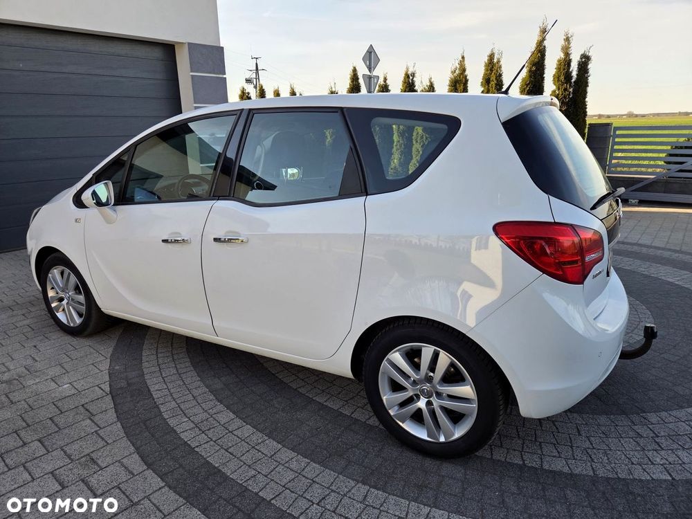 Opel Meriva - 10