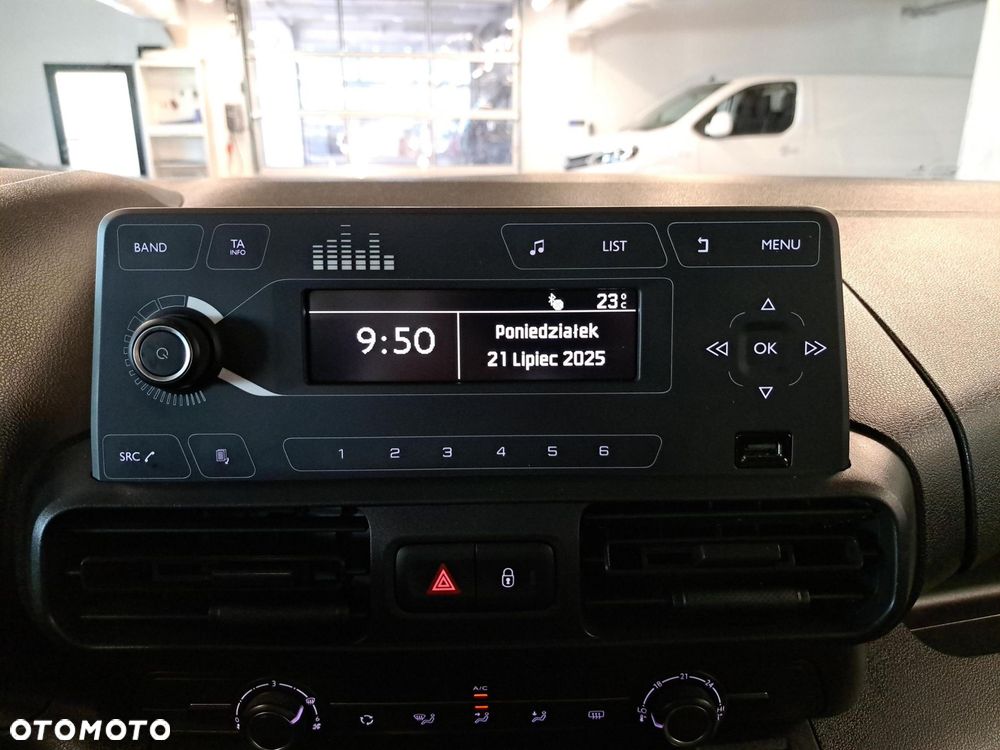 Toyota Proace City Verso 1.5 D-4D Combi - 19