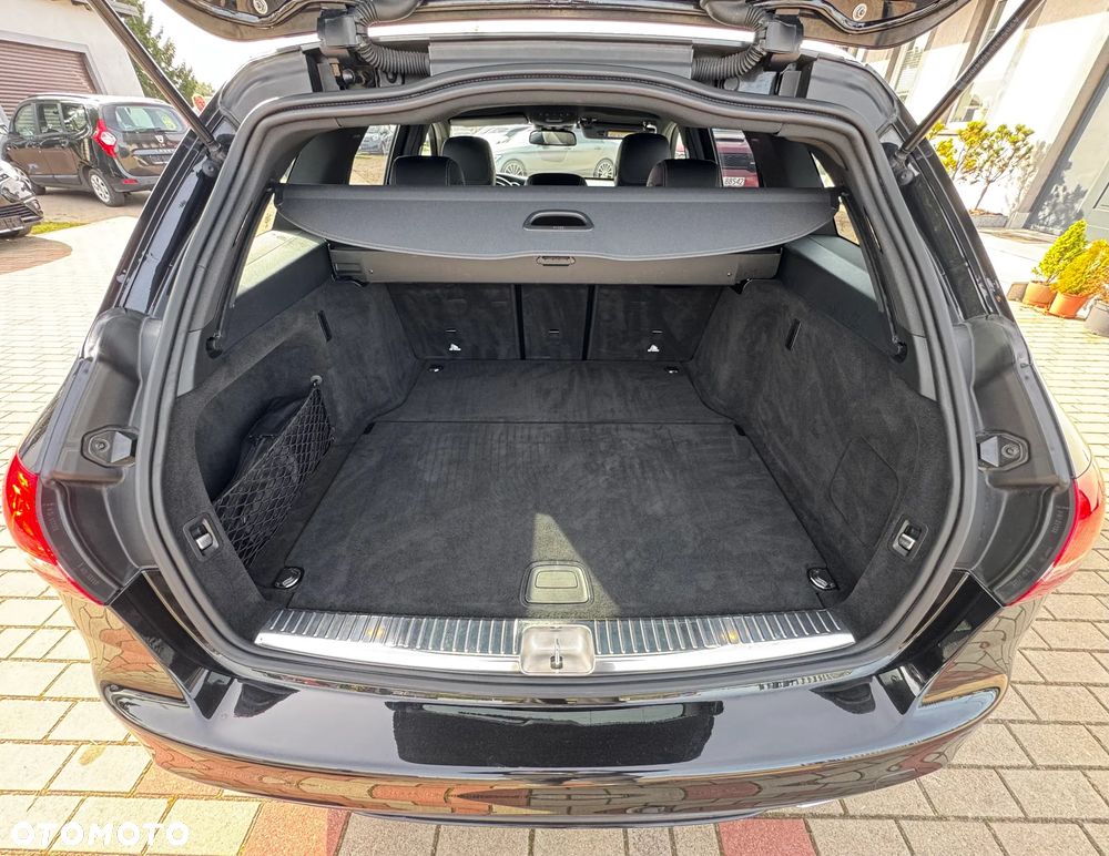 Mercedes-Benz Klasa C 220 d T 9G-TRONIC AMG Line - 30